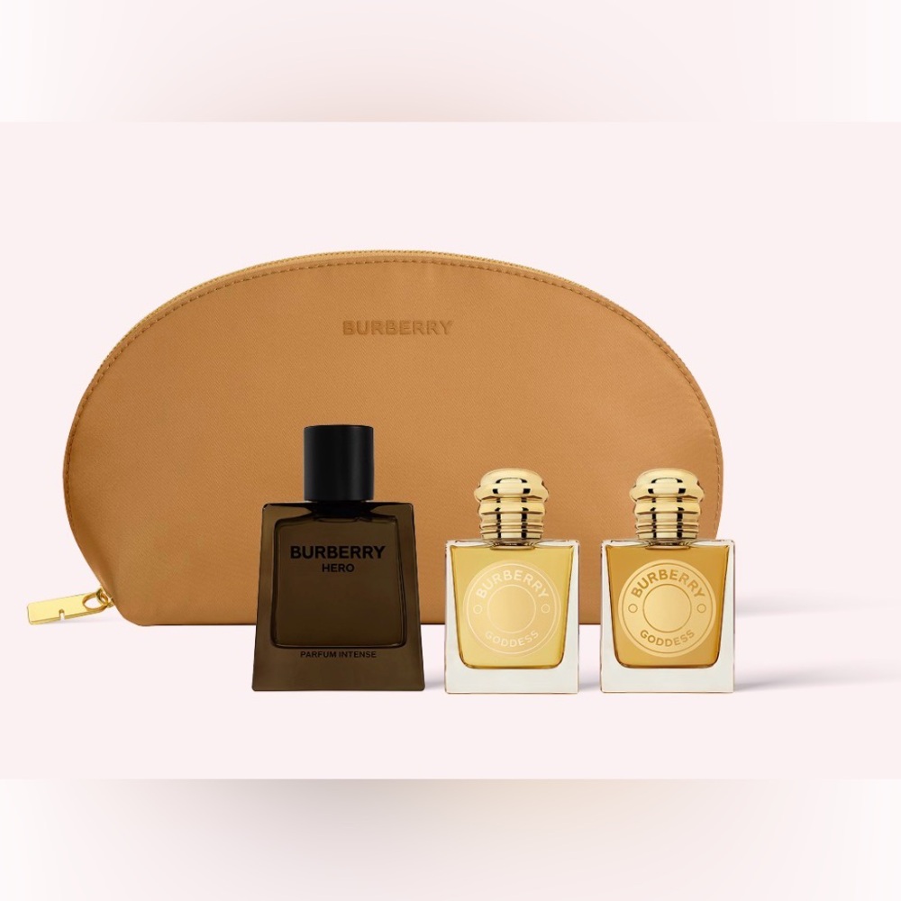 Burberry Tan Cosmetic Bag Set - Picture 2 of 8